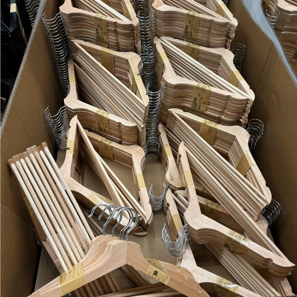 Set of 8 BUMERANG Hanger natural closet organizing - Picture 5 of 10